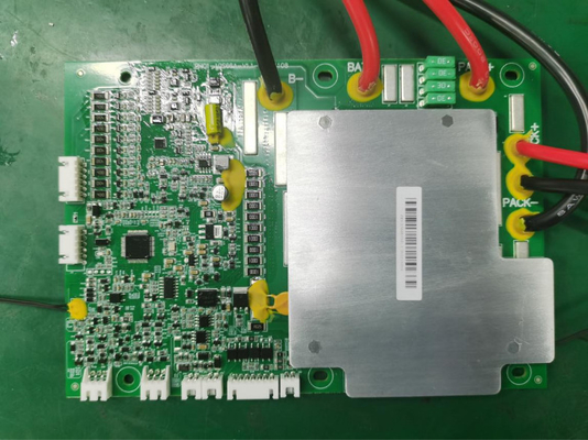 1800mA BMS-10S66A-1300W Baterai Komponen Elektronik Monitor Tegangan Pelat Perlindungan Arus Bekerja