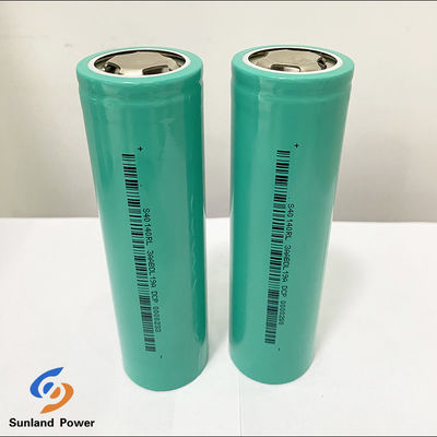 3.0V 15Ah Baterai Sodium Ion Silinder 40140 Baterai Dengan Tingkat 3C Untuk Sistem Energi Surya