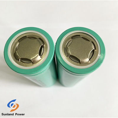 3.0V 15Ah Baterai Sodium Ion Silinder 40140 Baterai Dengan Tingkat 3C Untuk Sistem Energi Surya