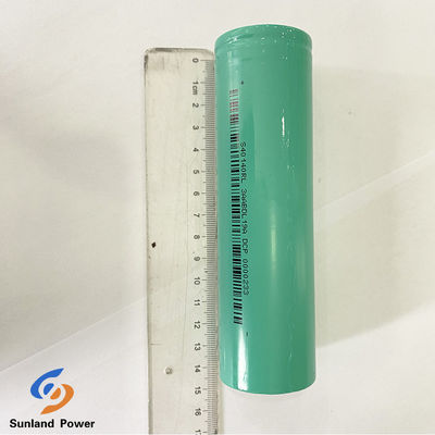 3.0V 15Ah Baterai Sodium Ion Silinder 40140 Baterai Dengan Tingkat 3C Untuk Sistem Energi Surya